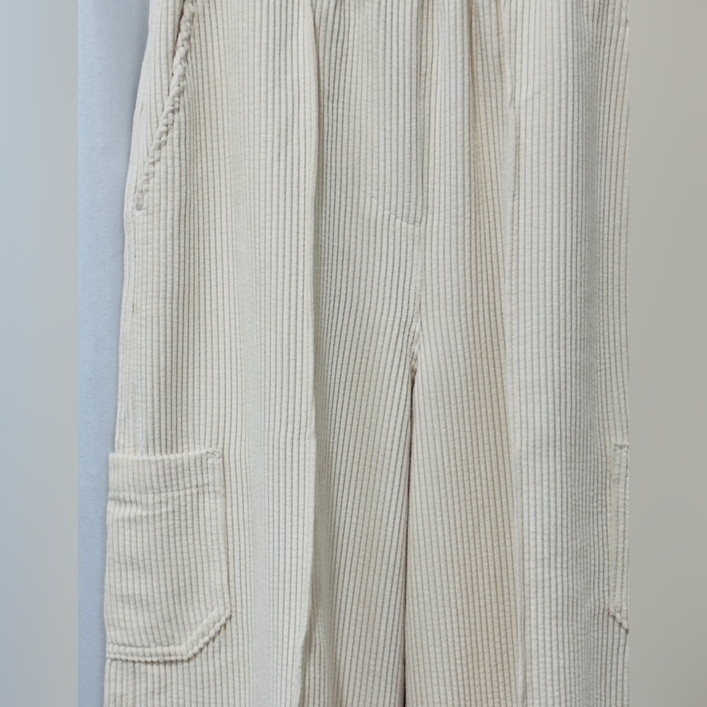 Urban Outfitters Ivory High Waist Flowy Wide-Leg Corduroy Pants. Small. NWT - Picture 8 of 15